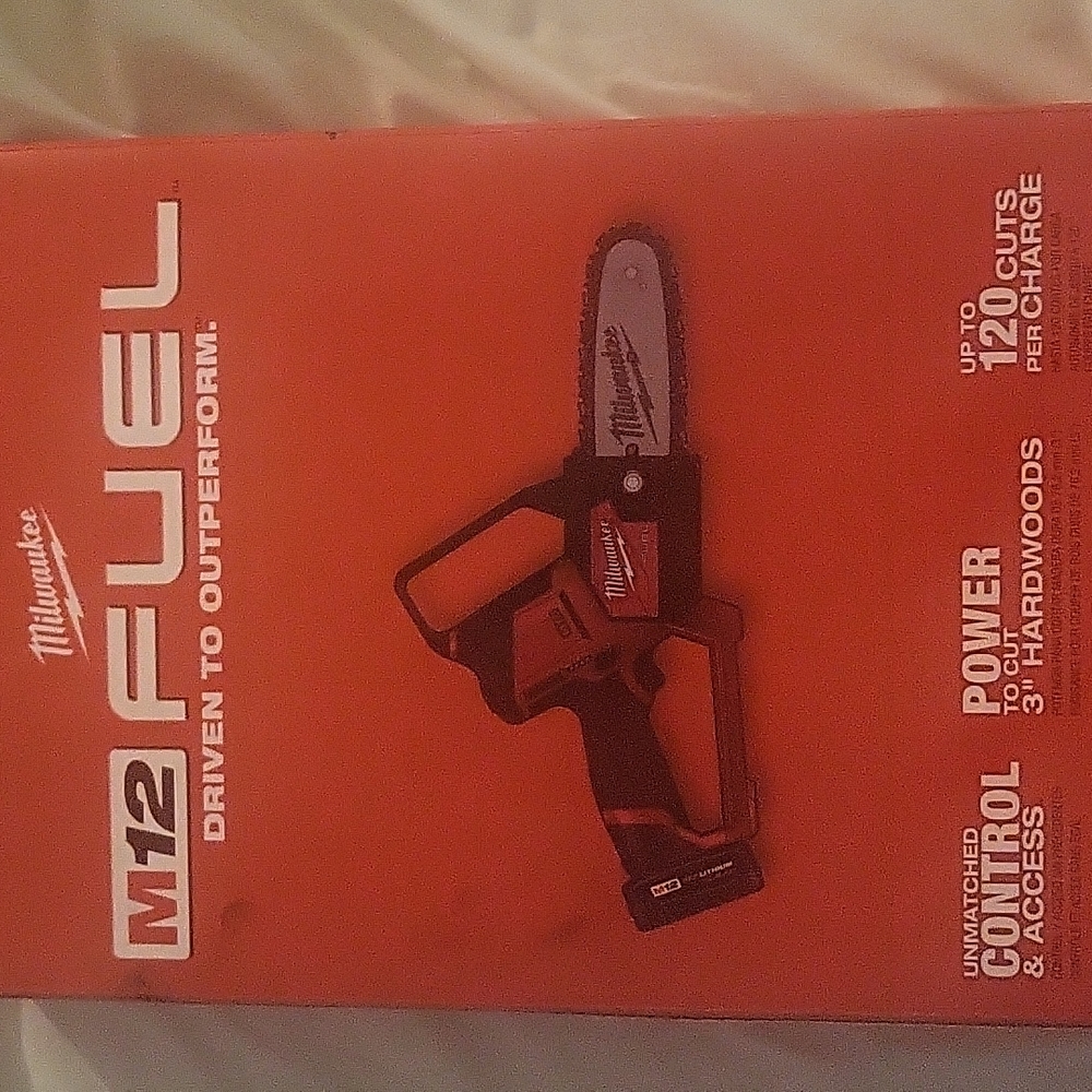 New Never Opened Milwaukee M12 Fuel pruning saw